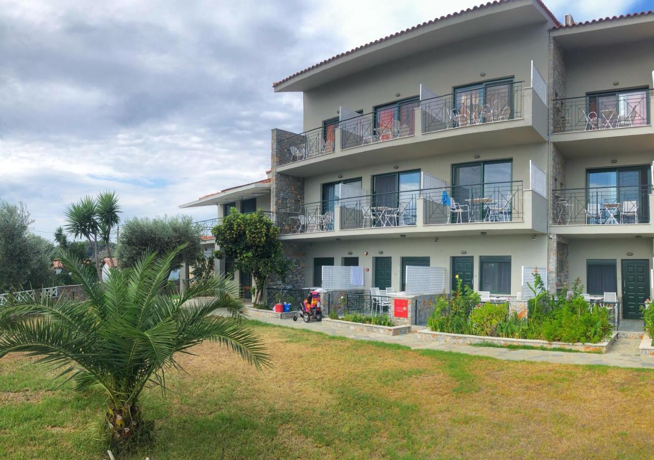 Azzurro Hotel Katsaros  Exterior photo
