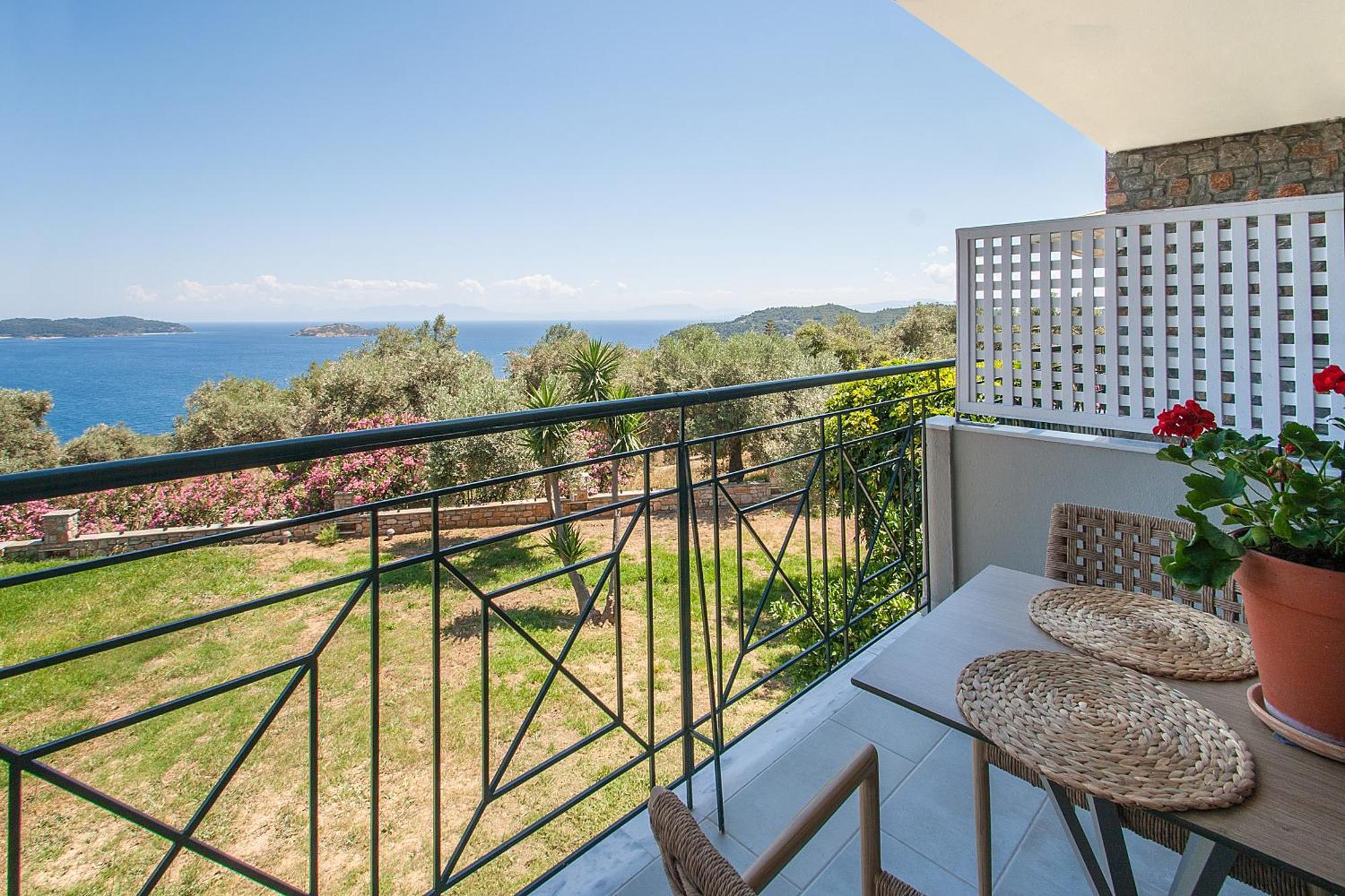 Azzurro Hotel Katsaros  Exterior photo